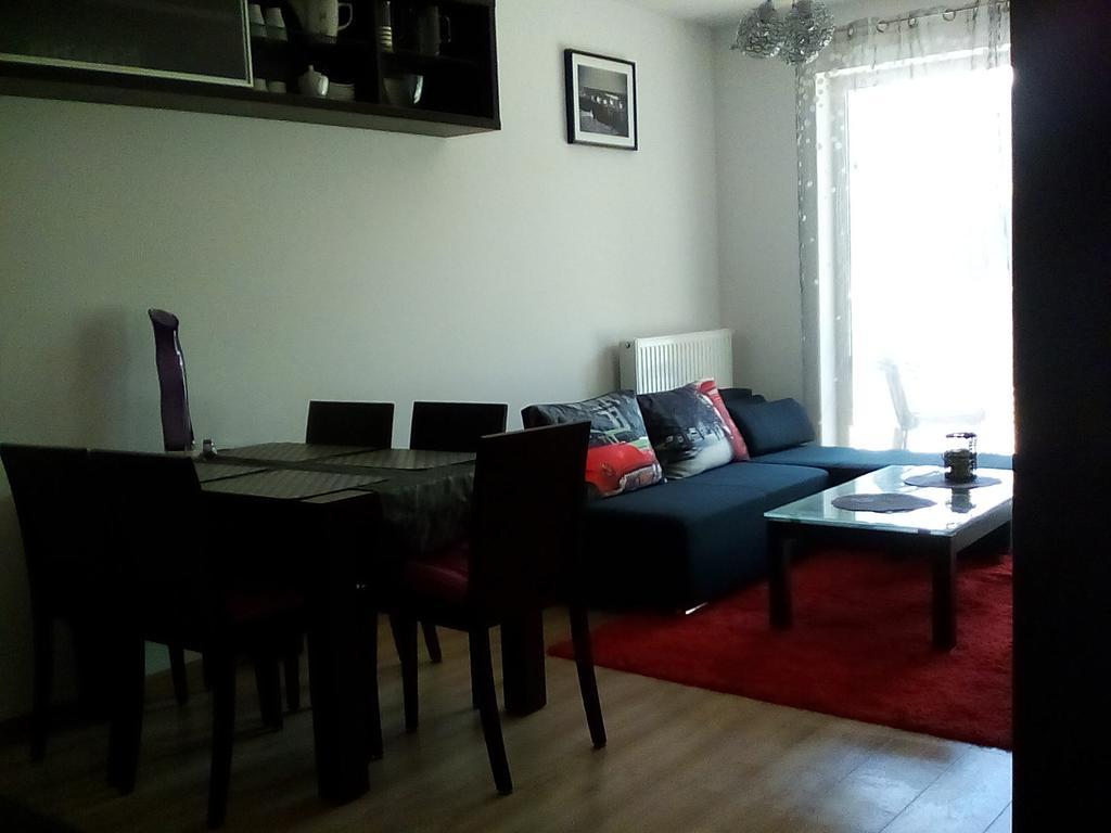 Karmazynowy Apartament Nad Morzem Apartment Kolobrzeg Bagian luar foto