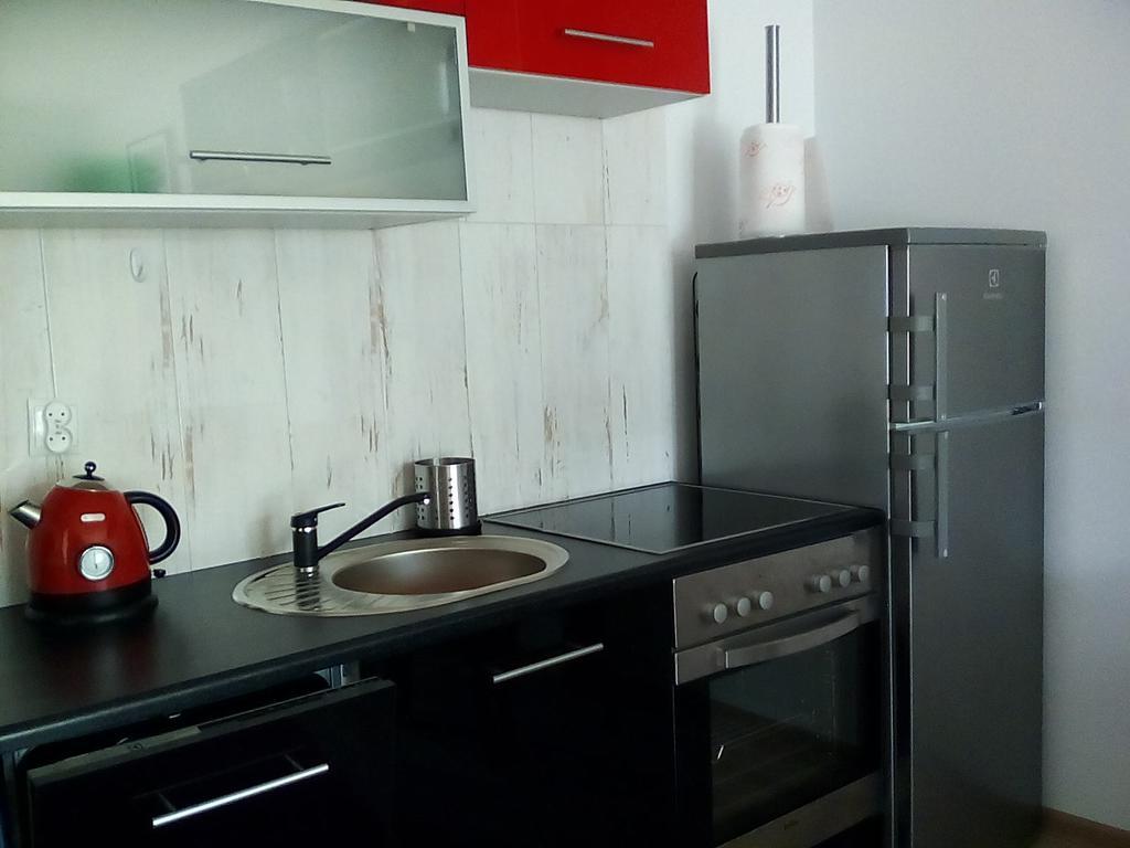 Karmazynowy Apartament Nad Morzem Apartment Kolobrzeg Bagian luar foto